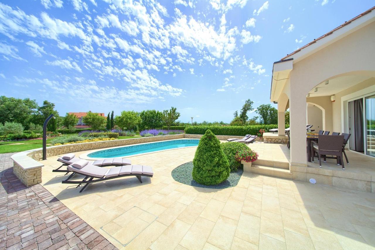 Villa Gardena Vrh  Dış mekan fotoğraf